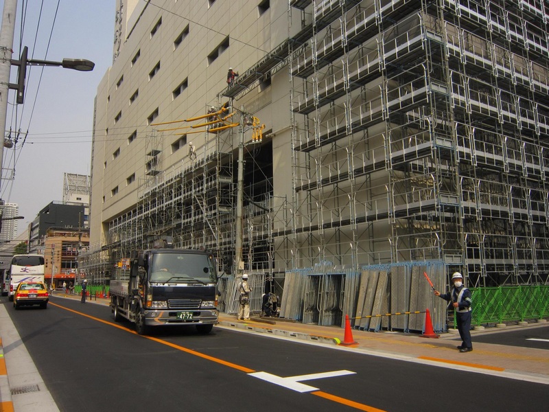 乐东日本三年建筑工
